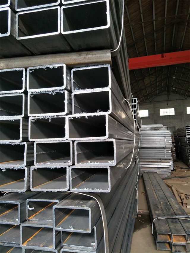 内江镀锌无缝钢管厂家